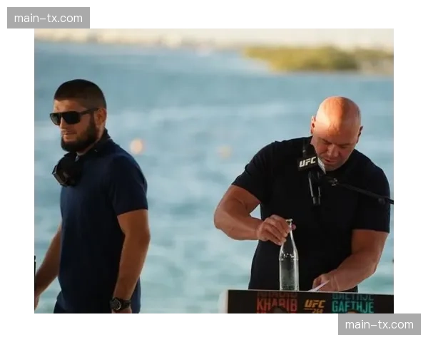 UFC与派拉蒙-CBS达成77亿美元转播协议,扩大主流观众覆盖面 UFC与派拉蒙-CBS达成77亿美元转播协议,扩大主流观众覆盖面